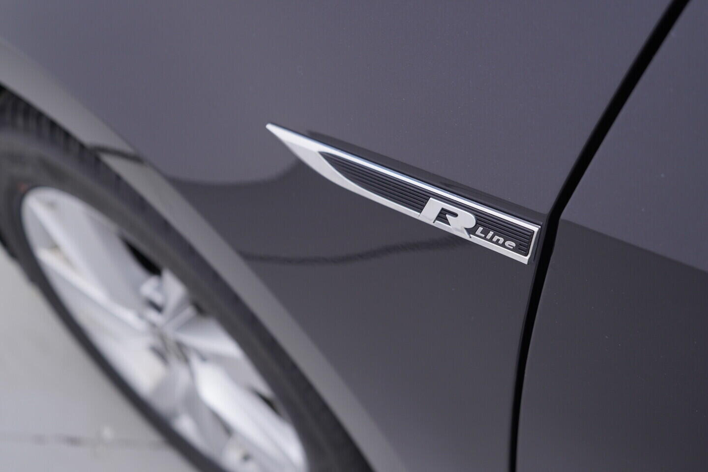 OV190V10813_23.webp_GOLF R-Line 1.5 TSI 110 kW manuál
