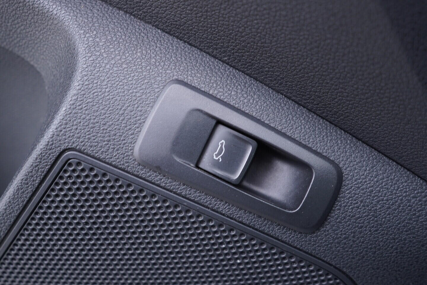 OV190V10815_21.webp_KAROQ Style 1.5 TSI 110 kW automat