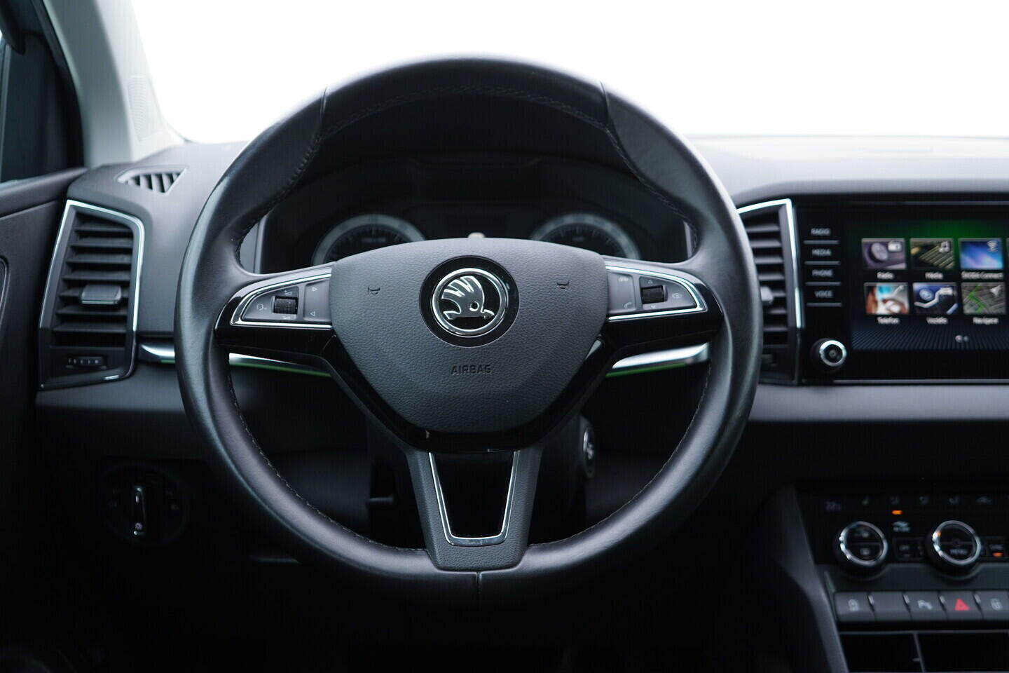 OV190V10815_27.webp_KAROQ Style 1.5 TSI 110 kW automat