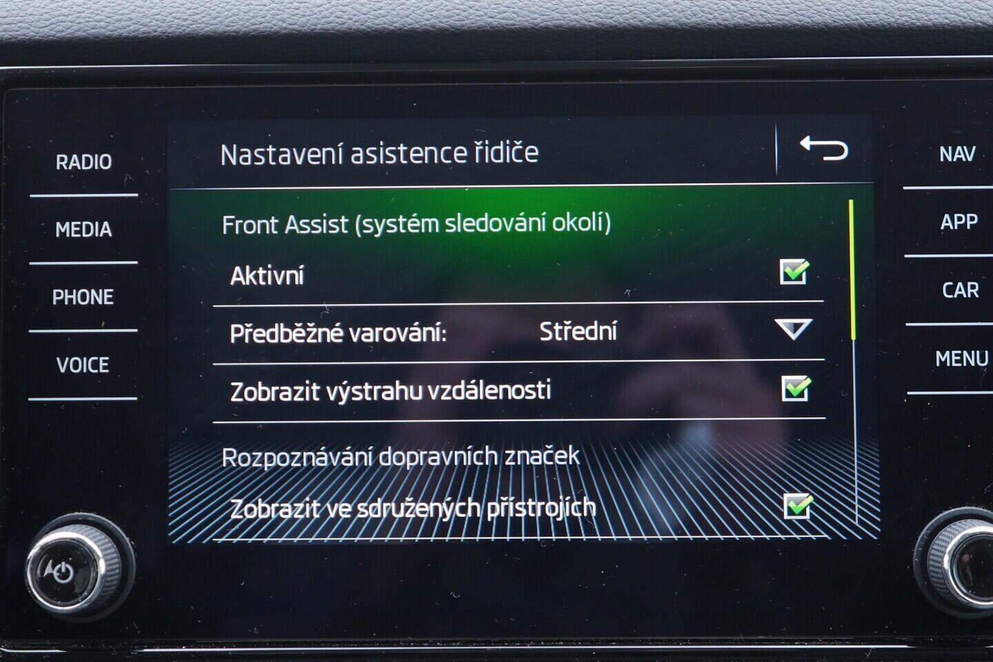 OV190V10815_29.webp_KAROQ Style 1.5 TSI 110 kW automat