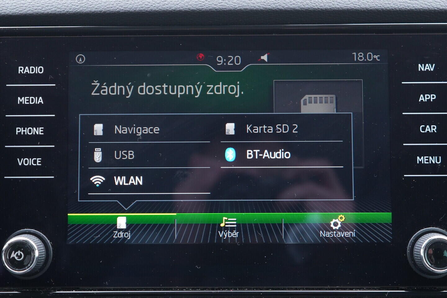 OV190V10815_30.webp_KAROQ Style 1.5 TSI 110 kW automat