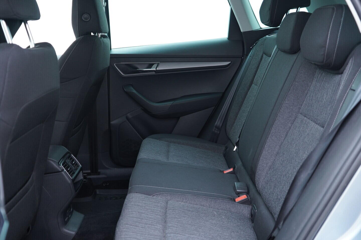 OV190V10815_37.webp_KAROQ Style 1.5 TSI 110 kW automat