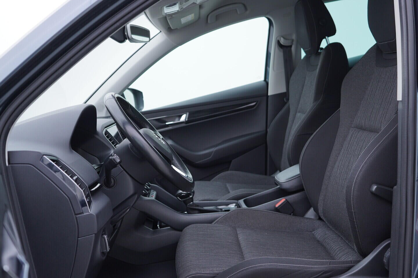 OV190V10816_22.webp_KAROQ Style 1.5 TSI 110 kW automat, DPH