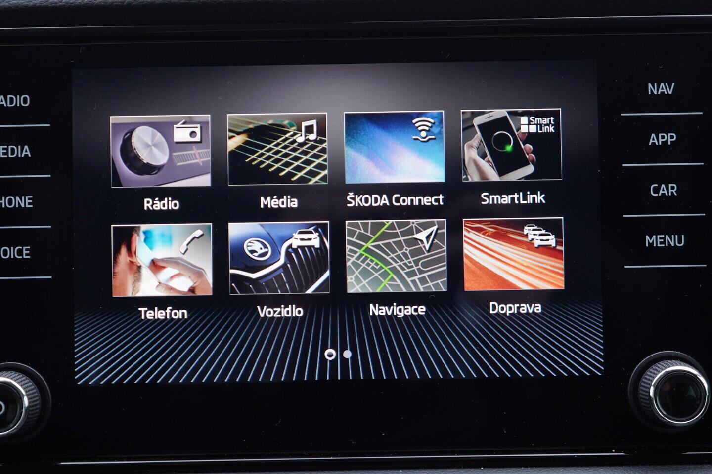 OV190V10816_27.webp_KAROQ Style 1.5 TSI 110 kW automat, DPH