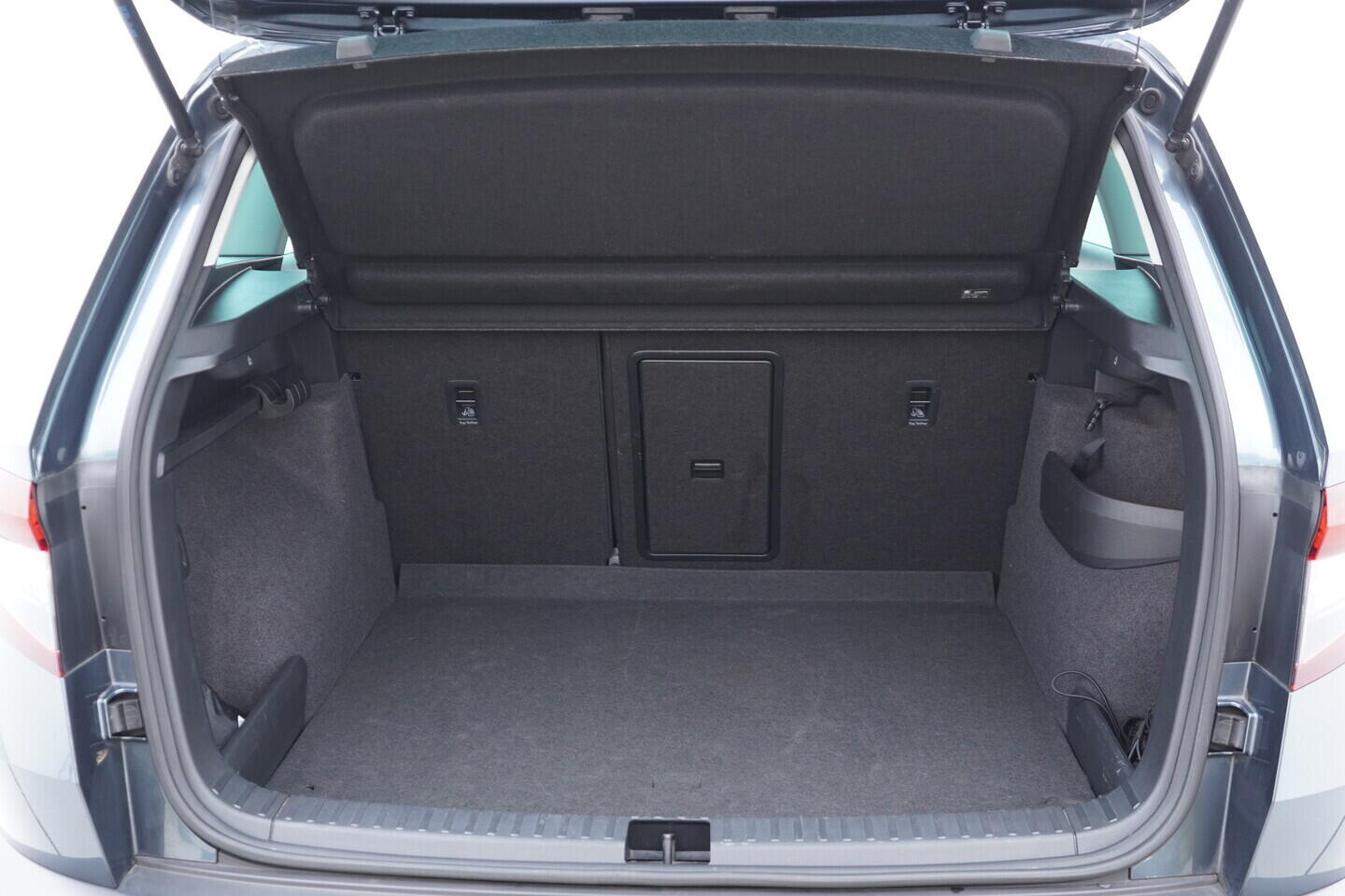 OV190V10816_37.webp_KAROQ Style 1.5 TSI 110 kW automat, DPH