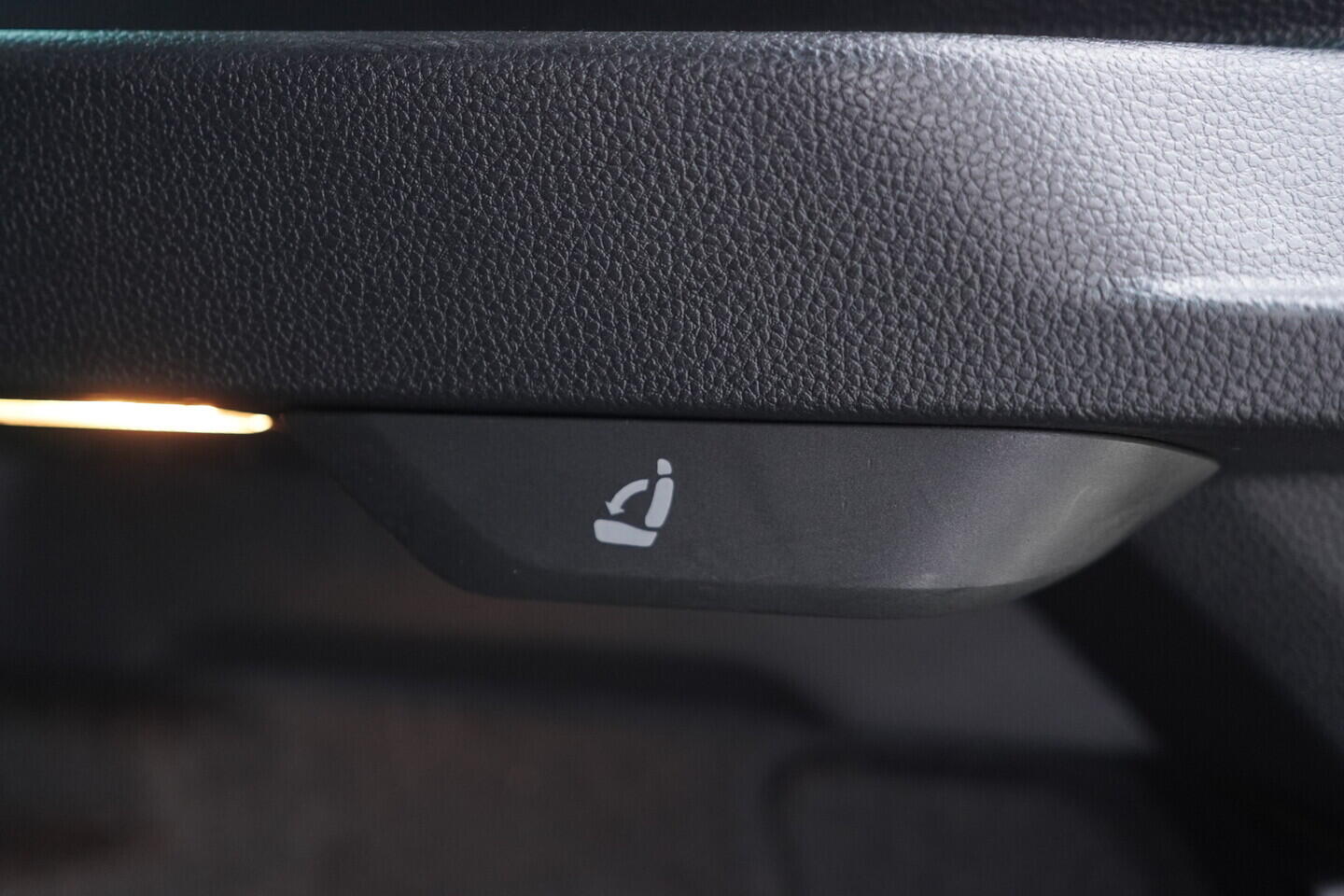 OV190V10816_38.webp_KAROQ Style 1.5 TSI 110 kW automat, DPH