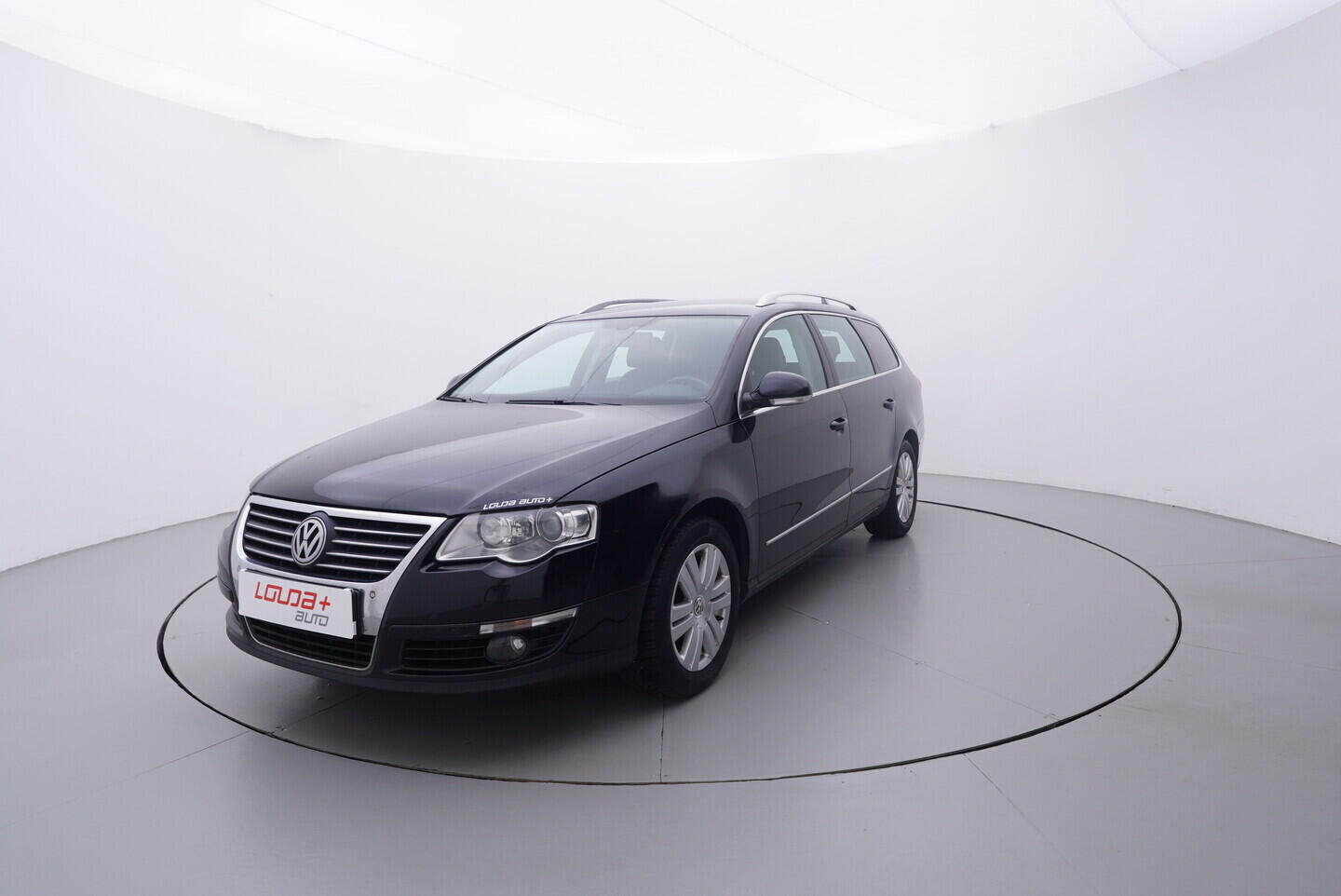 OV190V10817_10.webp_PASSAT VARIANT  2.0 TDI 103 kW automat