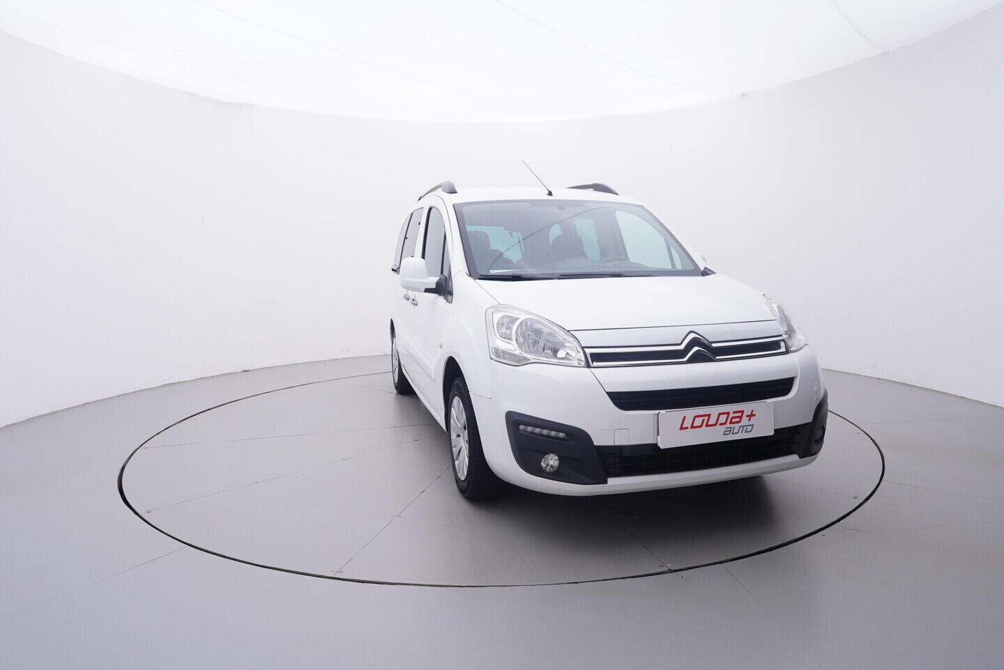 OV190V10818_13.webp_BERLINGO  1.6 1.6 VTi 88 kW manuál, DPH