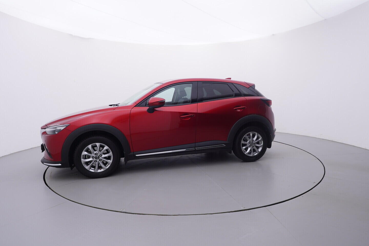 OV190V10820_11.webp_CX-3 Revolution TOP 2.0  110 kW automat