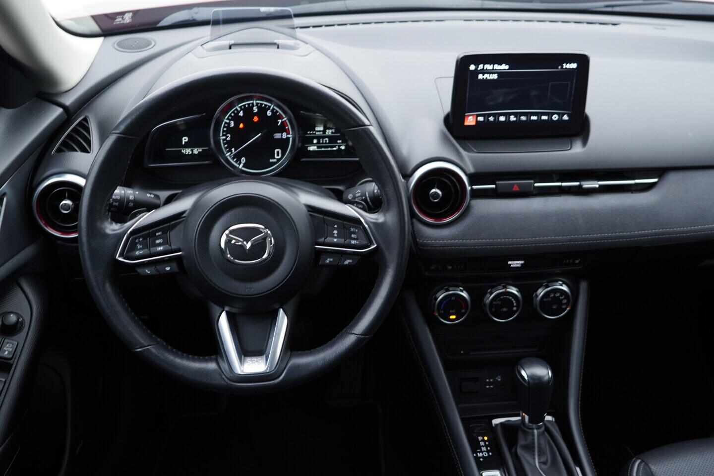 OV190V10820_29.webp_CX-3 Revolution TOP 2.0  110 kW automat