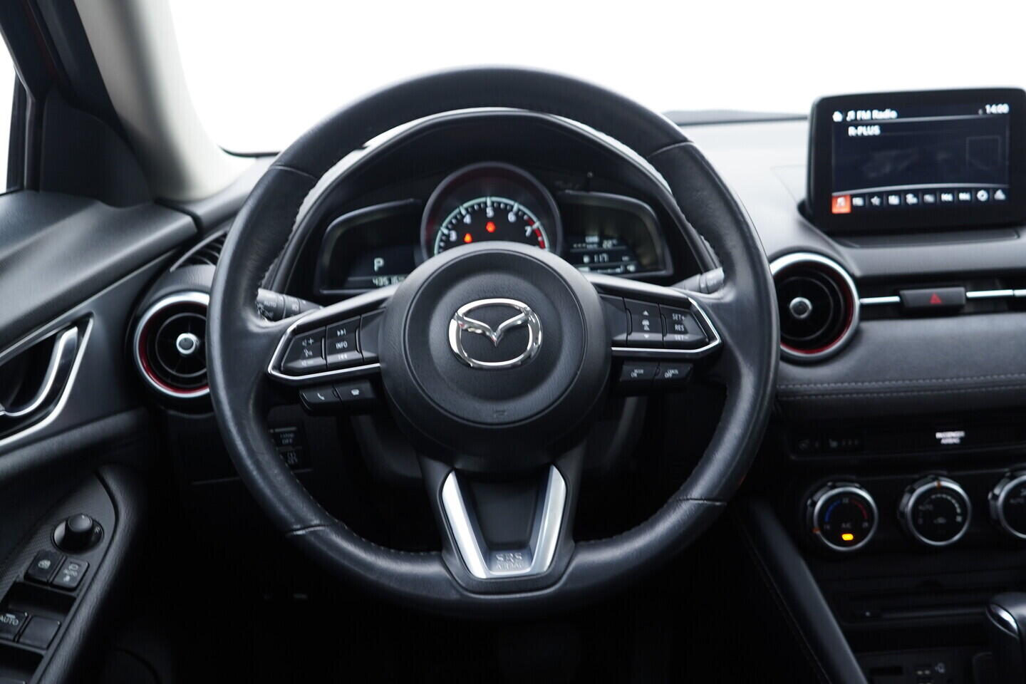 OV190V10820_30.webp_CX-3 Revolution TOP 2.0  110 kW automat