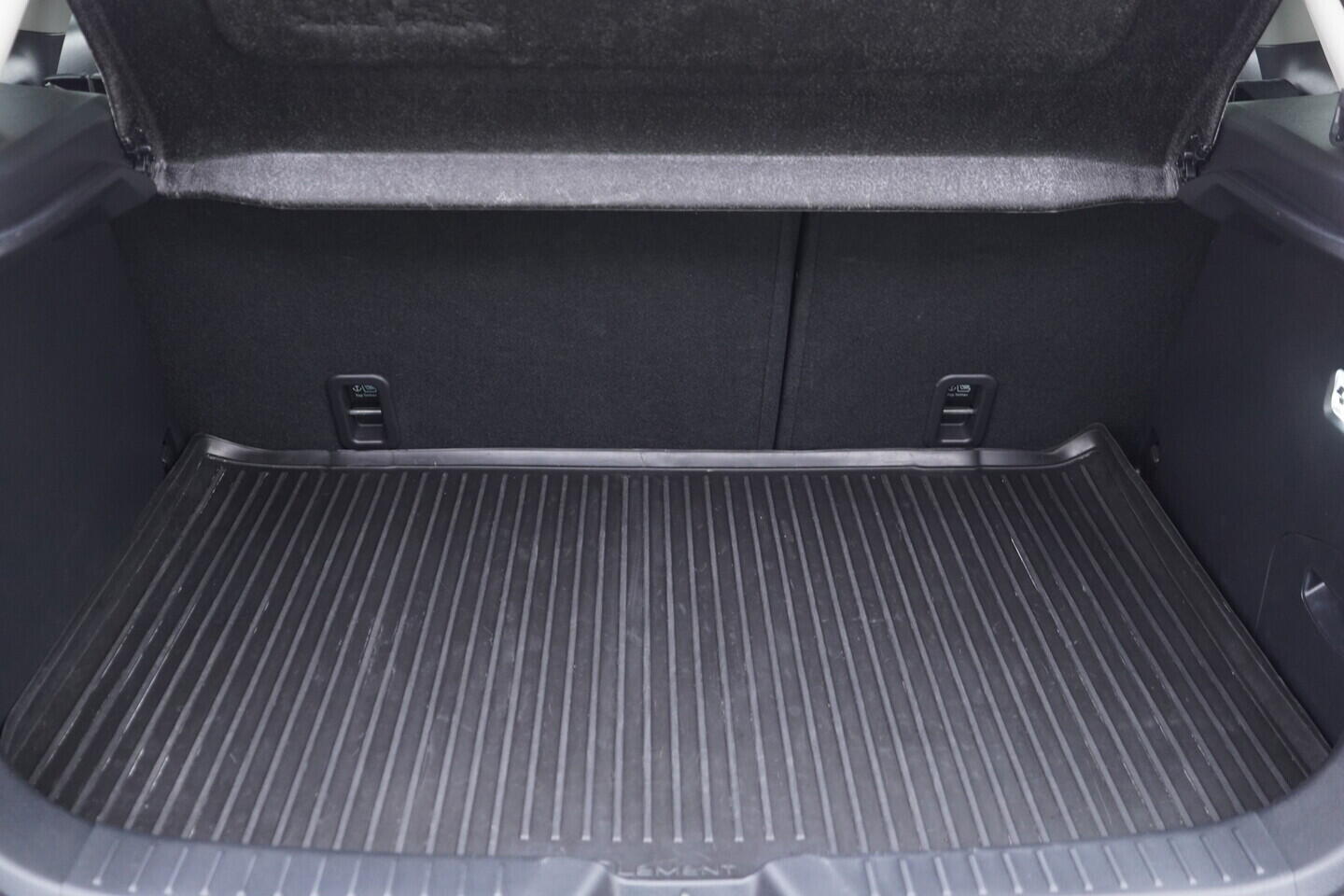 OV190V10820_40.webp_CX-3 Revolution TOP 2.0  110 kW automat