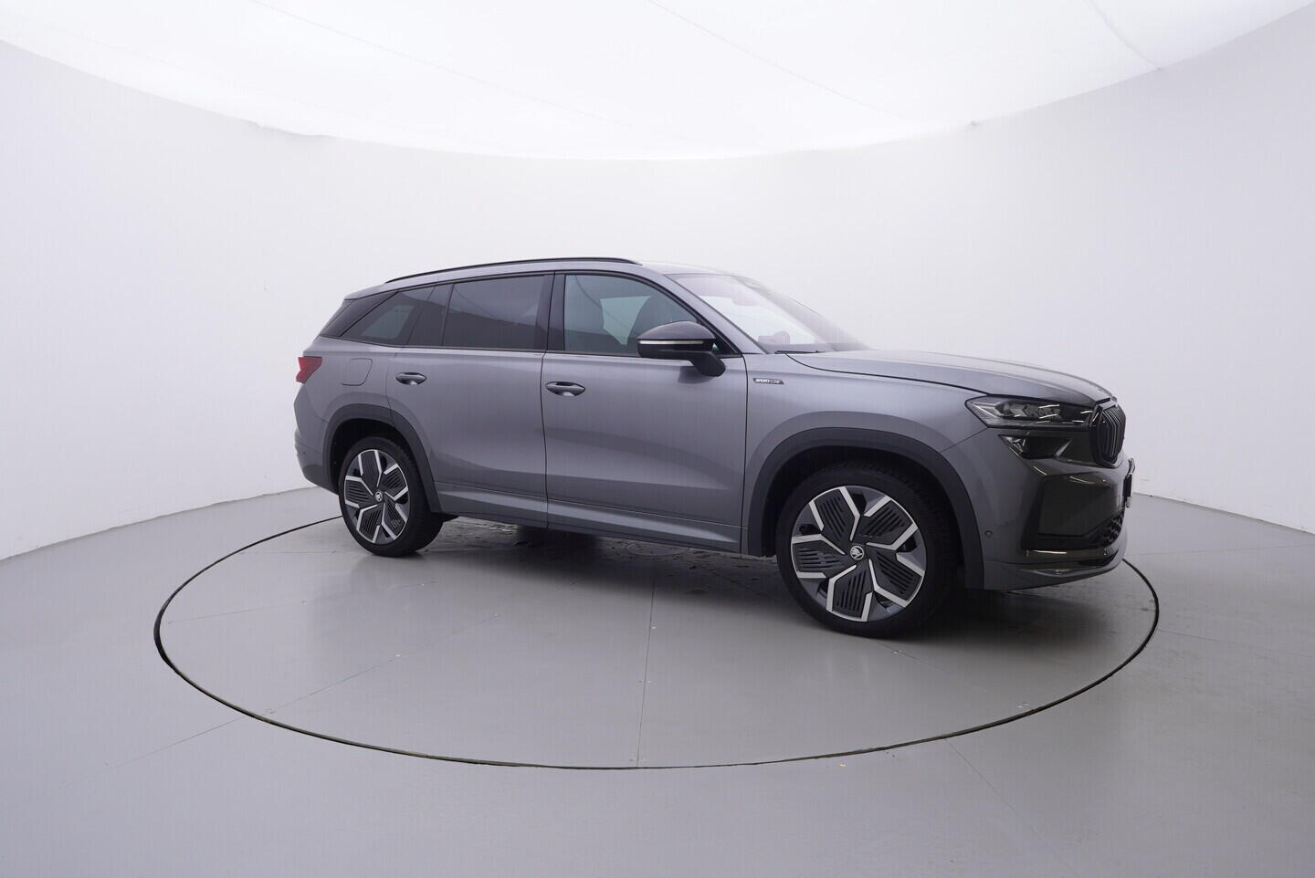 OV190V10822_16.webp_KODIAQ SportLine 2.0 TDI 142 kW automat, DPH