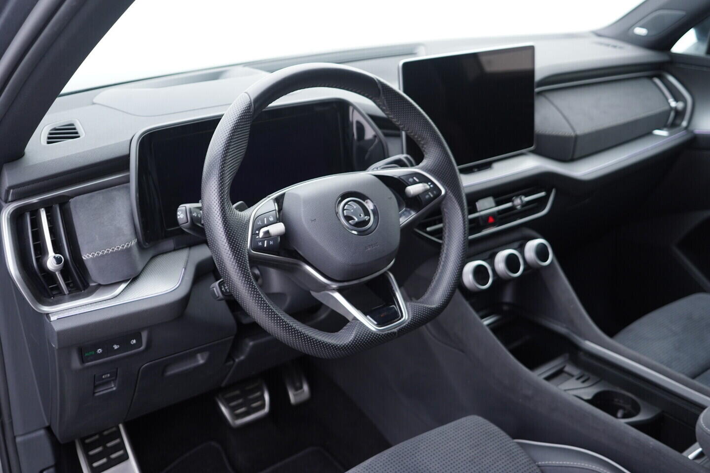 OV190V10822_23.webp_KODIAQ SportLine 2.0 TDI 142 kW automat, DPH