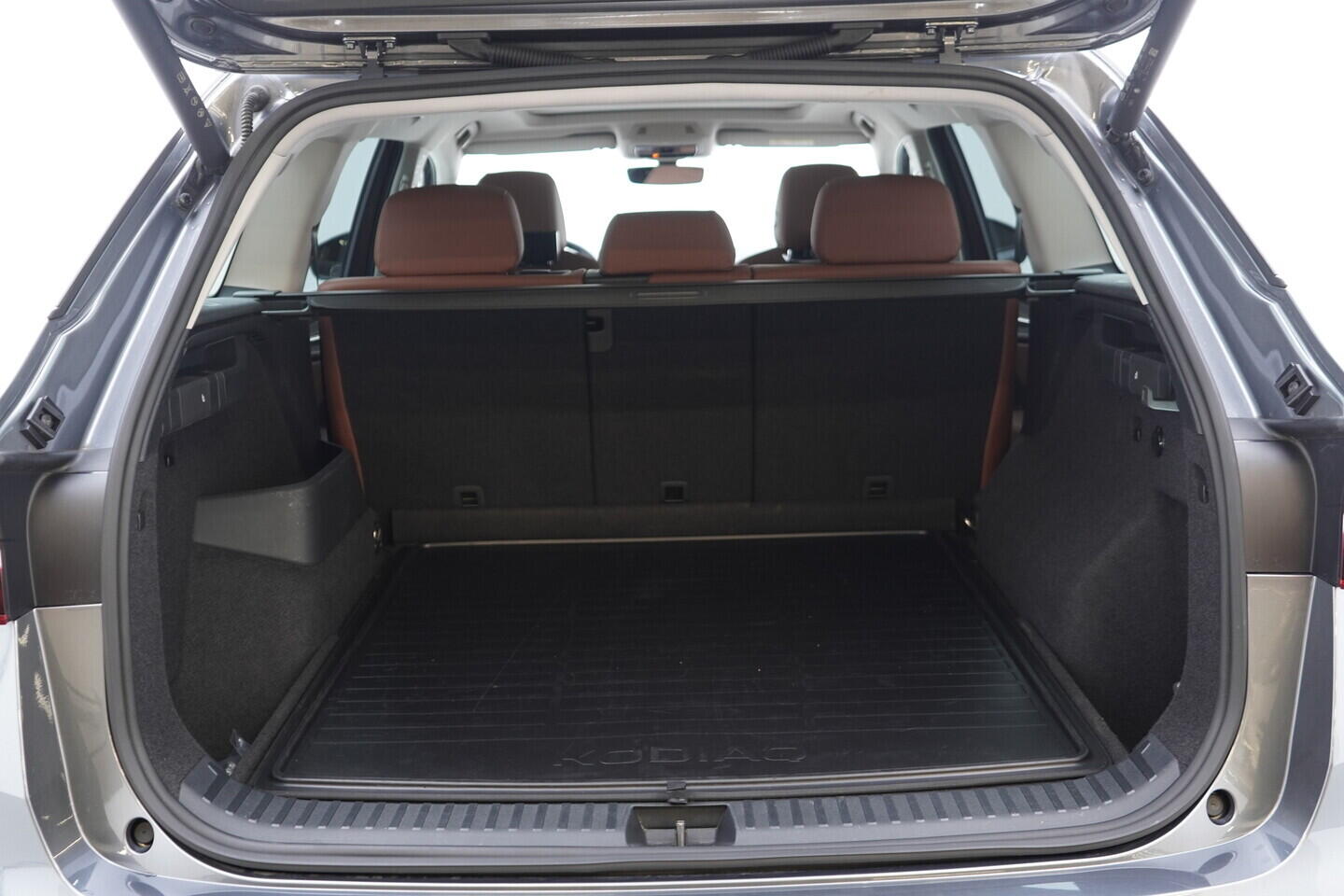 OV190V10823_41.webp_KODIAQ Exclusive Selection 2.0 TDI 110 kW automat, DPH