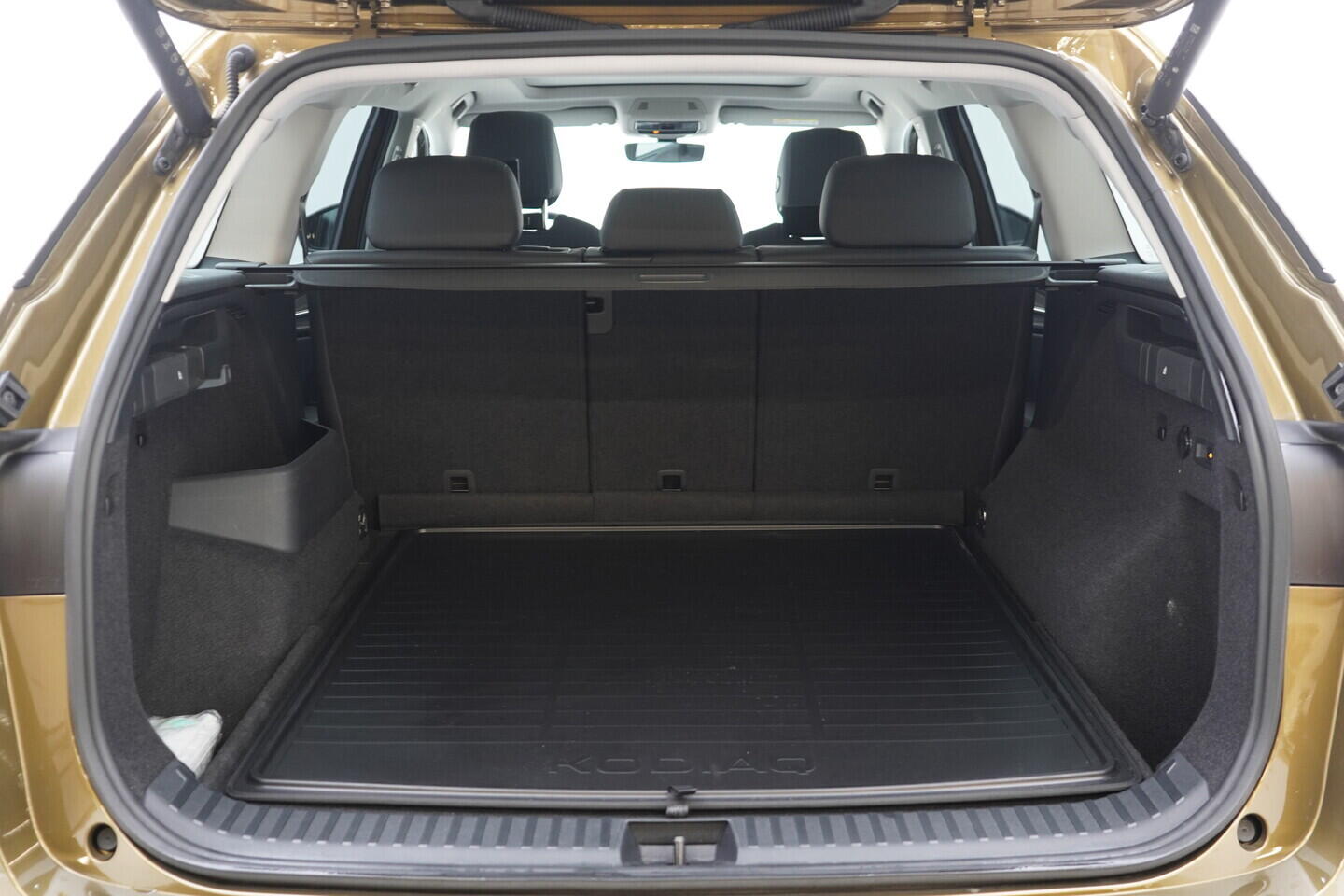 OV190V10825_42.webp_KODIAQ Exclusive Selection 2.0 TDI 142 kW automat, DPH