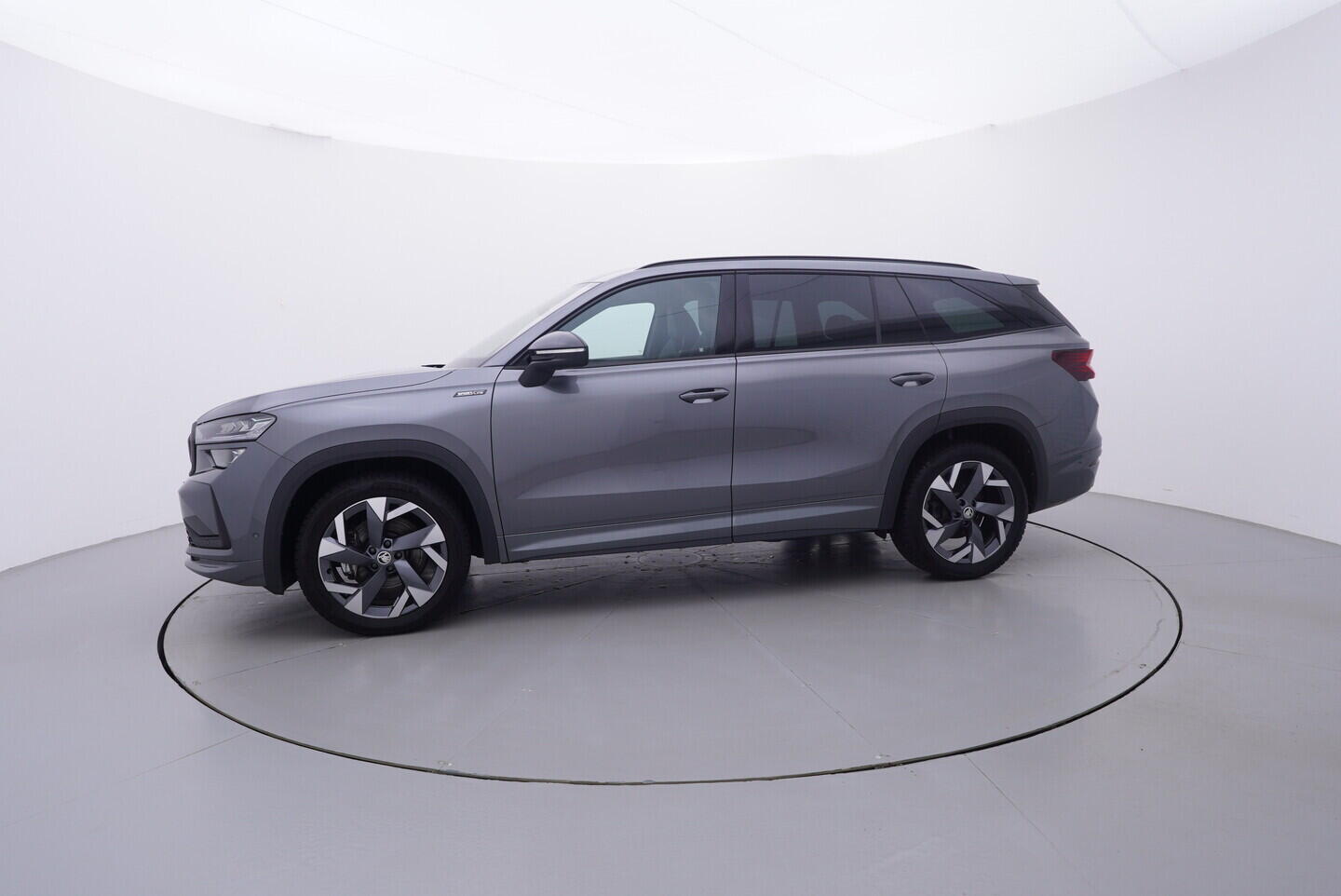 OV190V10827_11.webp_KODIAQ Exclusive Selection 2.0 TDI 142 kW automat, DPH