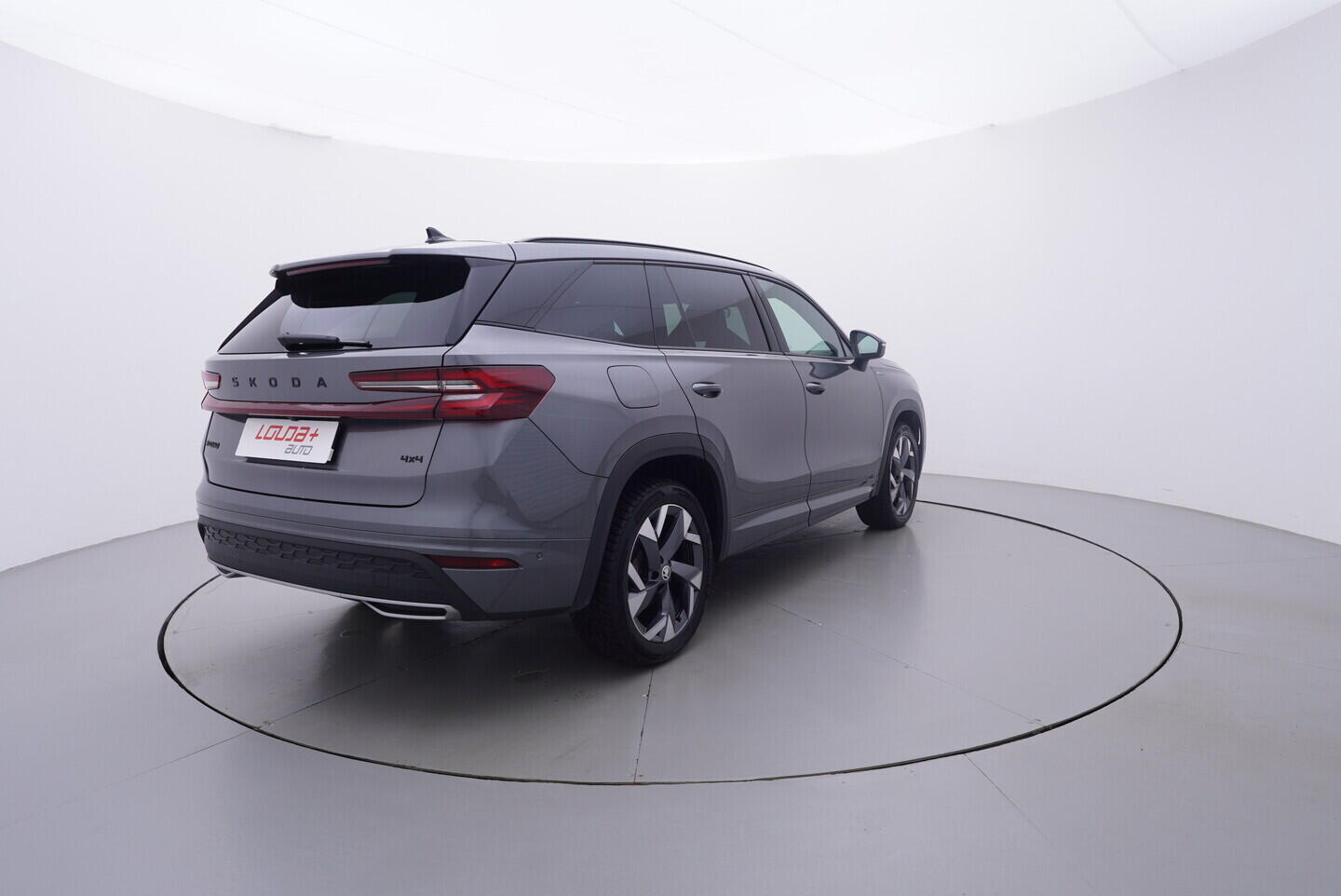 OV190V10827_14.webp_KODIAQ Exclusive Selection 2.0 TDI 142 kW automat, DPH