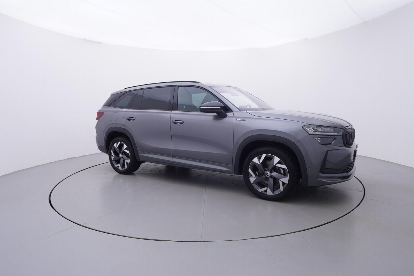 OV190V10827_16.webp_KODIAQ Exclusive Selection 2.0 TDI 142 kW automat, DPH