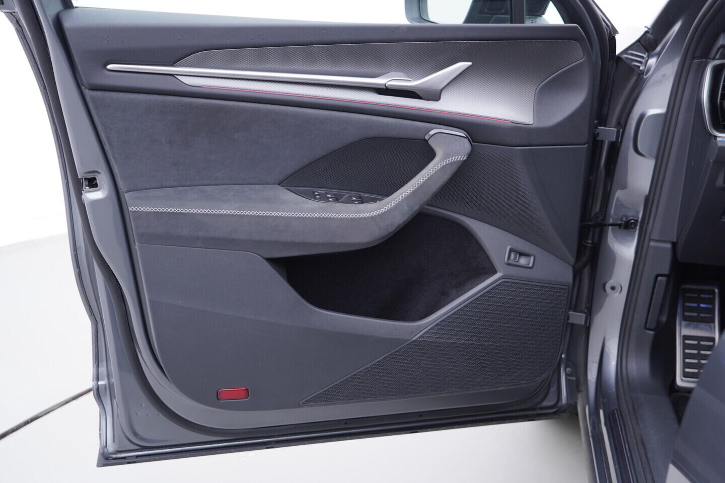 OV190V10827_19.webp_KODIAQ Exclusive Selection 2.0 TDI 142 kW automat, DPH