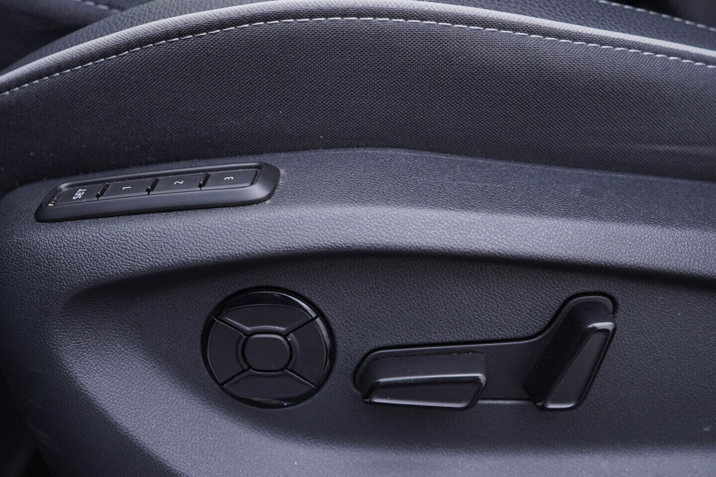 OV190V10827_22.webp_KODIAQ Exclusive Selection 2.0 TDI 142 kW automat, DPH