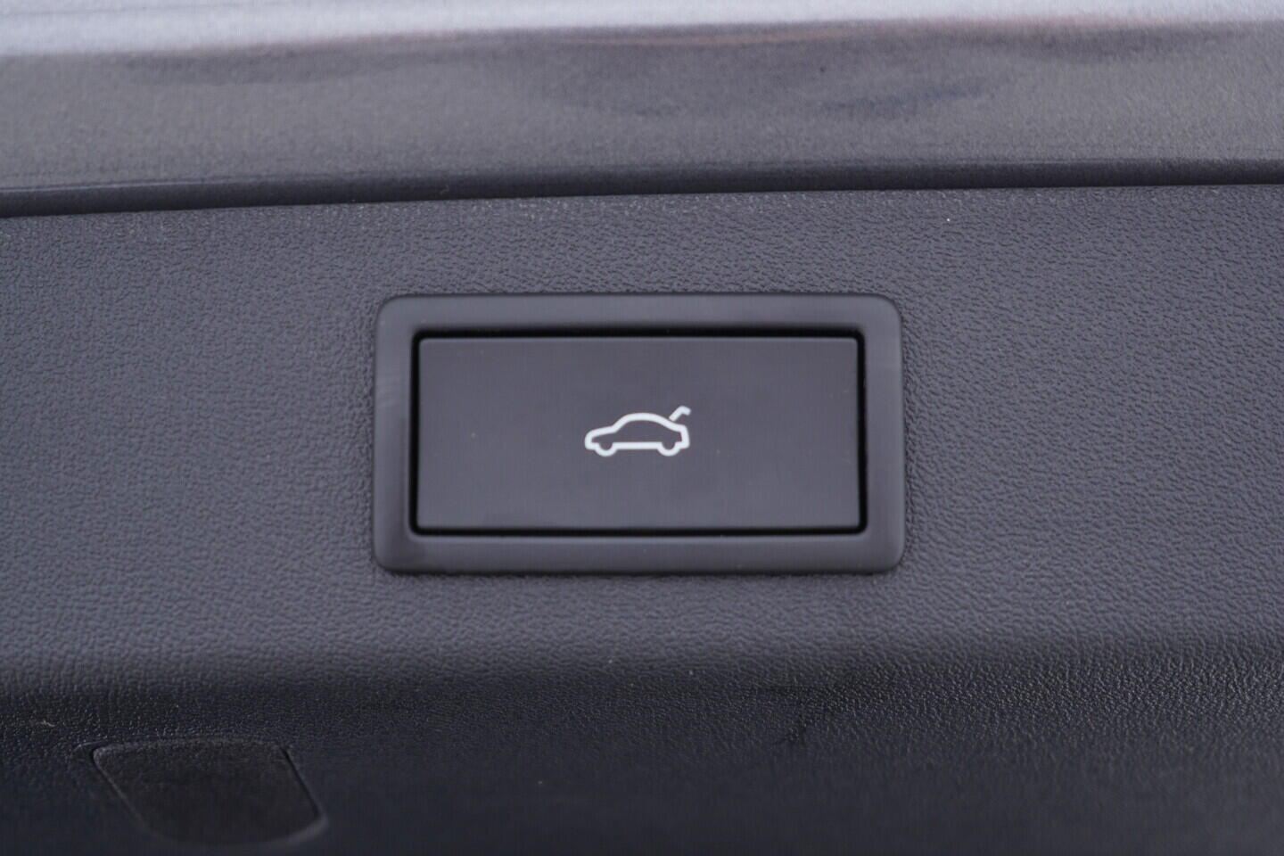 OV190V10827_41.webp_KODIAQ Exclusive Selection 2.0 TDI 142 kW automat, DPH