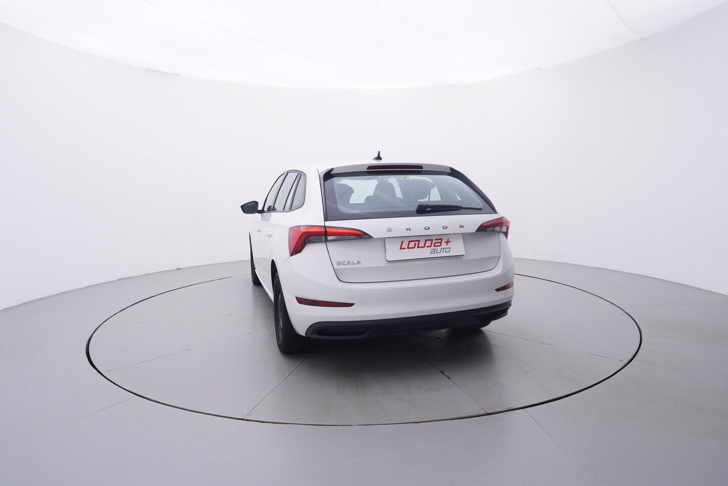 OV190V10828_13.webp_SCALA Ambition 1.0 TSI 70 kW manuál, DPH