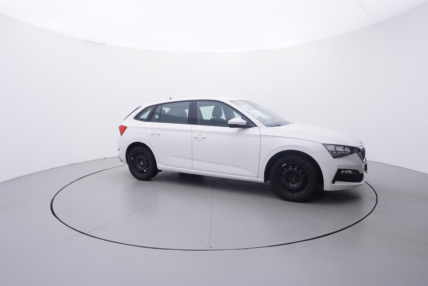 OV190V10828_16.webp_SCALA Ambition 1.0 TSI 70 kW manuál, DPH