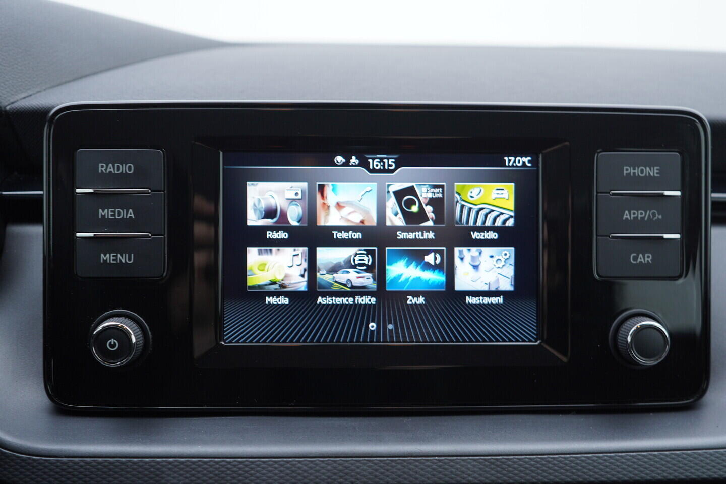 OV190V10828_29.webp_SCALA Ambition 1.0 TSI 70 kW manuál, DPH