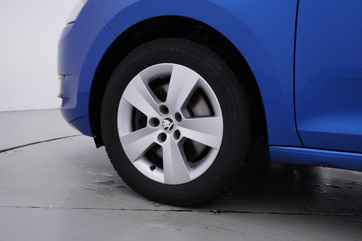 OV190V10830_37.webp_RAPID  1.0 TSI 81 kW manuál