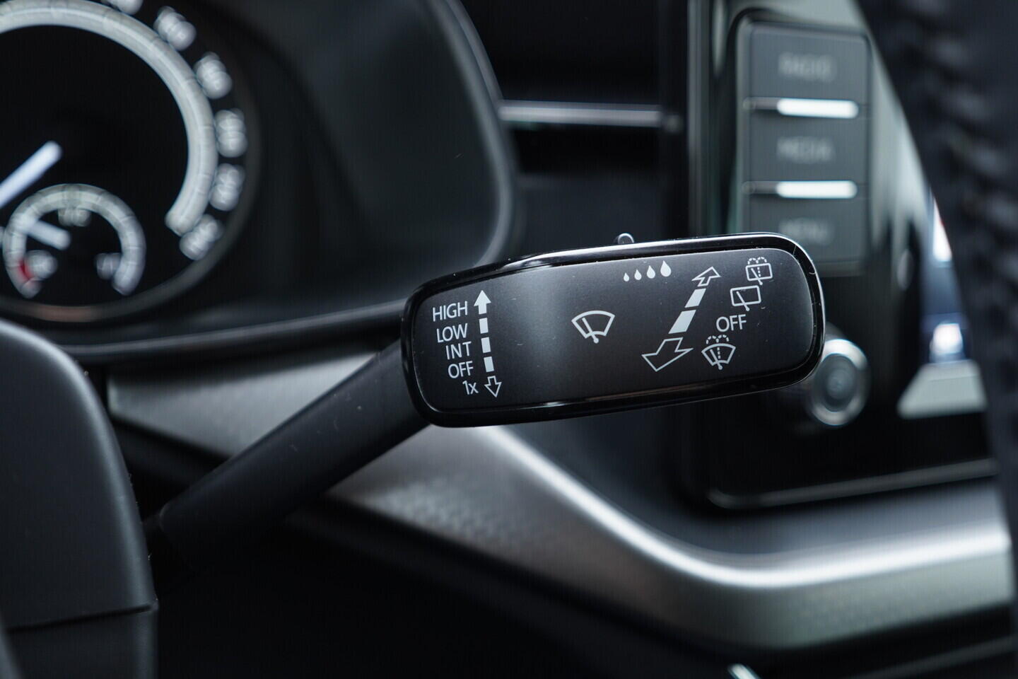 OV190V10831_29.webp_KAMIQ Ambition 1.5 TSI 110 kW manuál