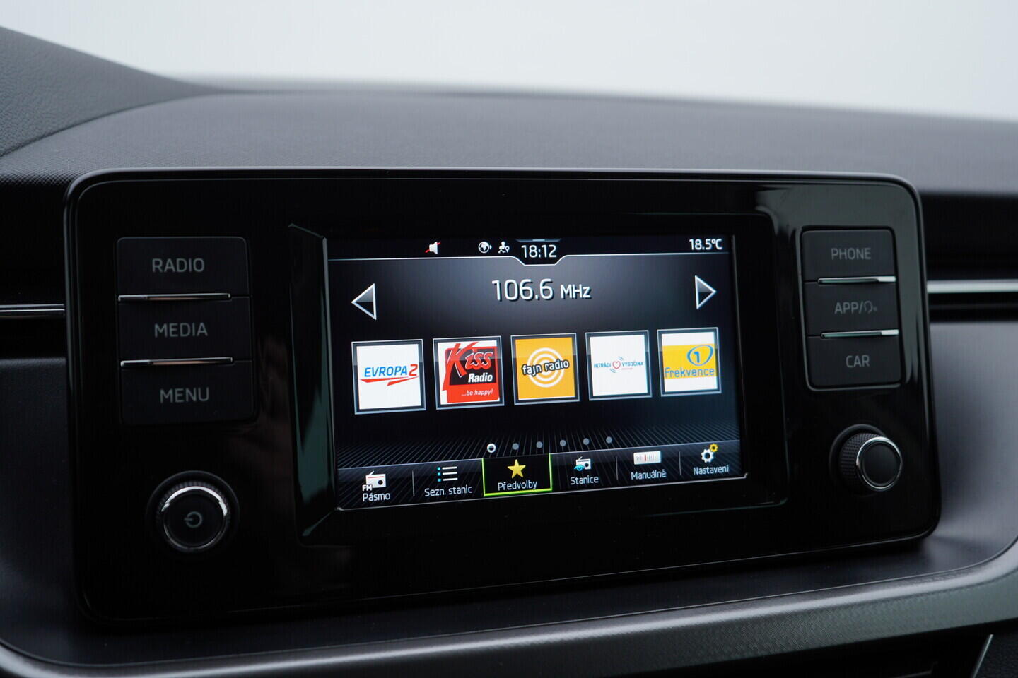 OV190V10831_30.webp_KAMIQ Ambition 1.5 TSI 110 kW manuál