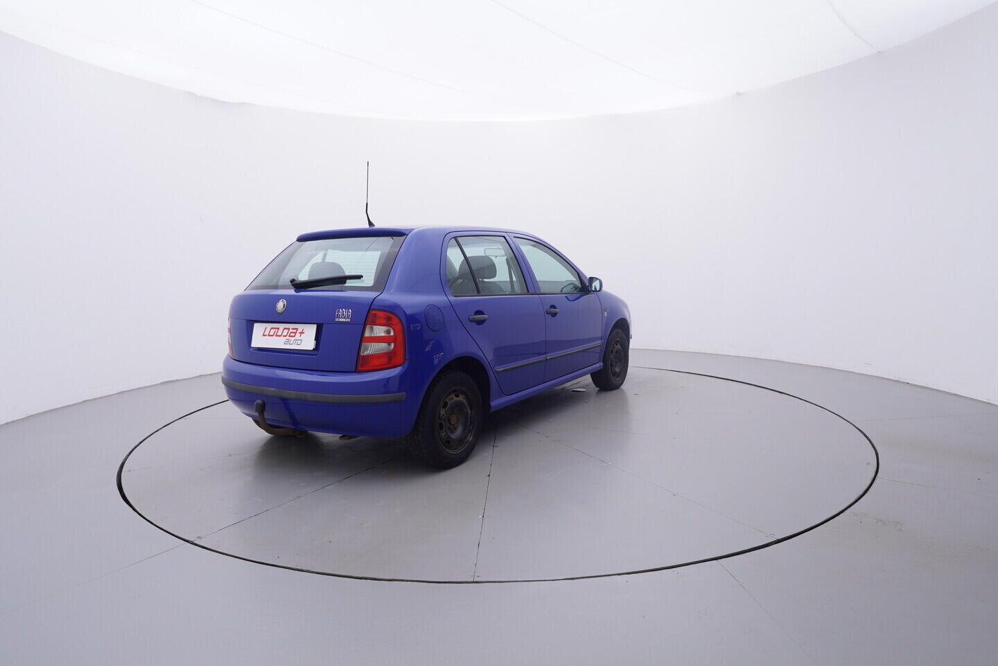 OV190V10833_14.webp_FABIA Comfort 1.9 TDI 74 kW manuál