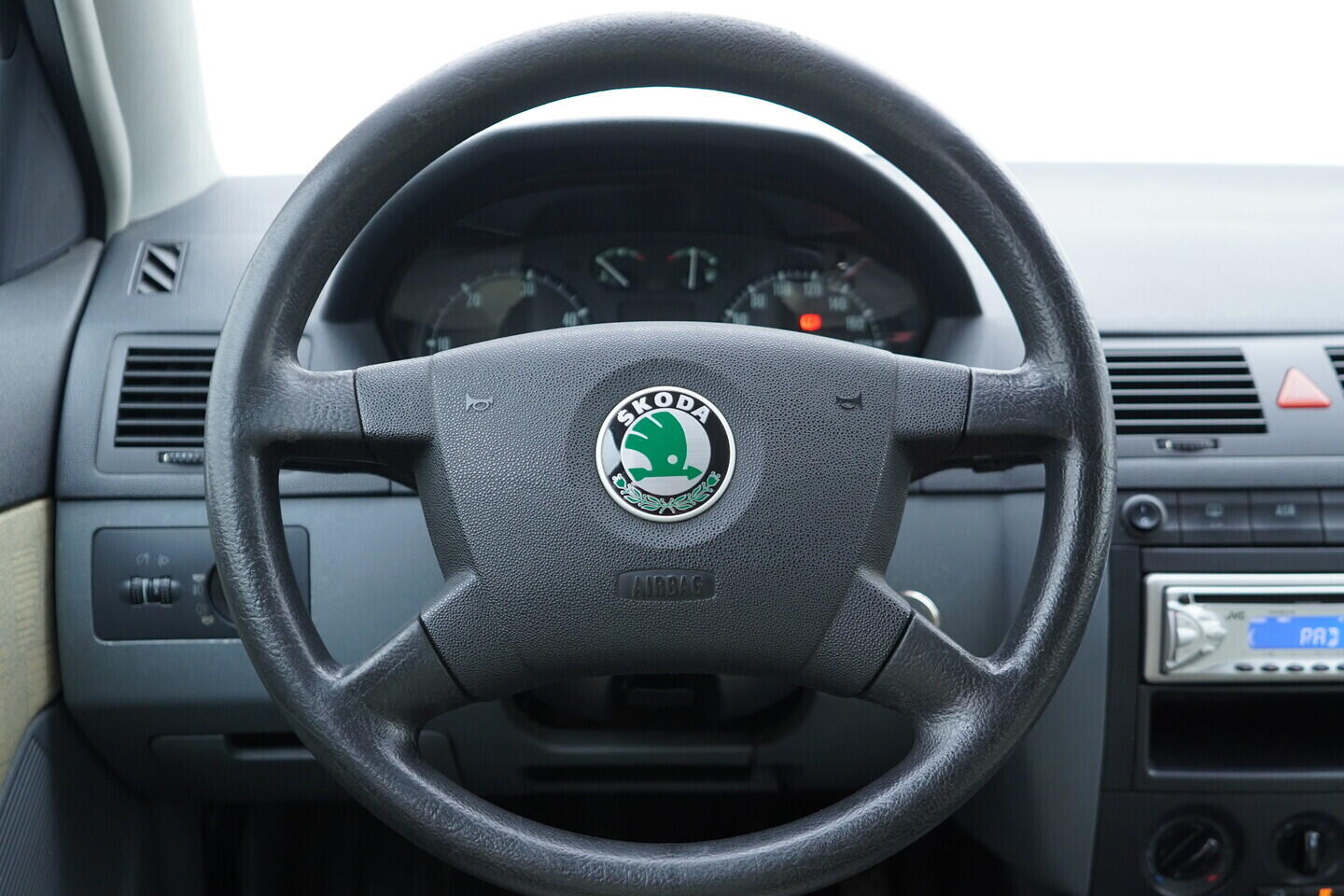 OV190V10833_26.webp_FABIA Comfort 1.9 TDI 74 kW manuál