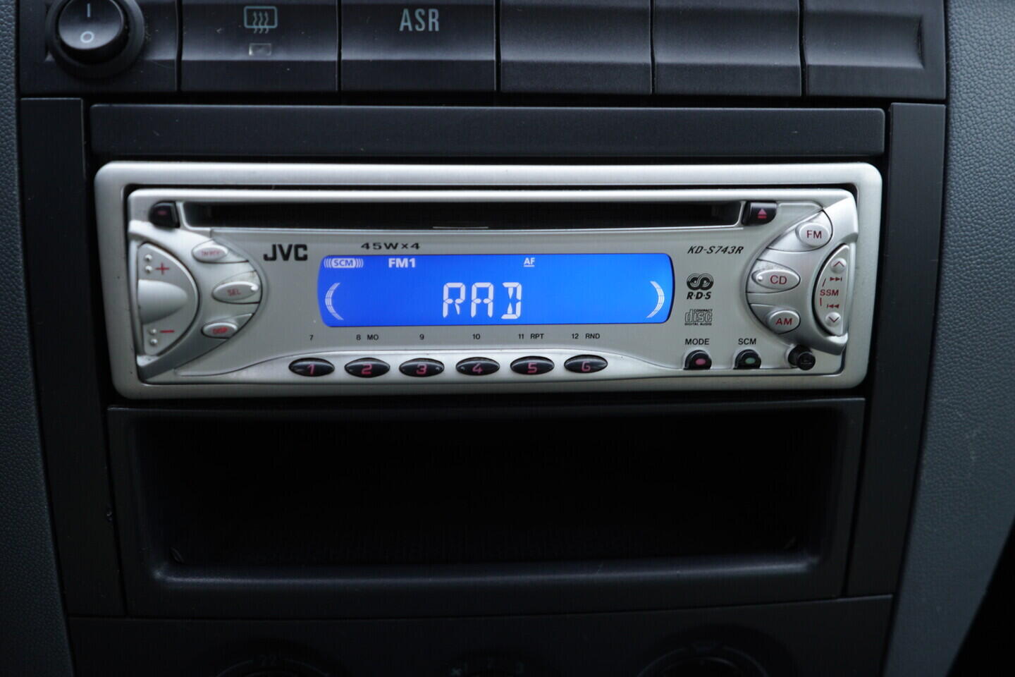 OV190V10833_27.webp_FABIA Comfort 1.9 TDI 74 kW manuál