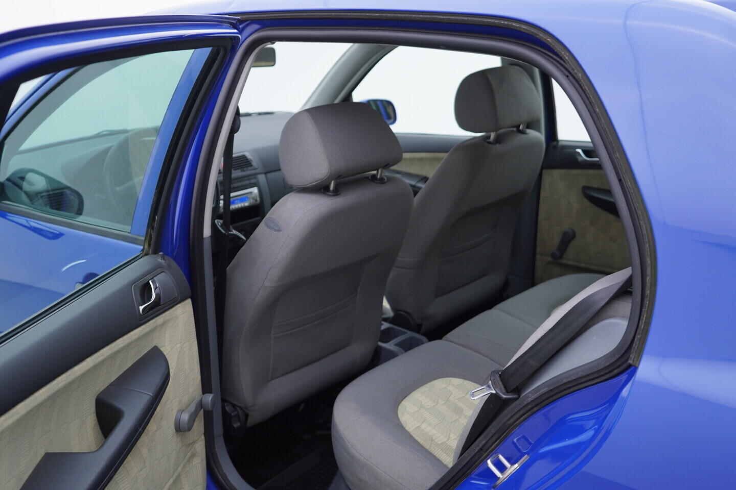 OV190V10833_31.webp_FABIA Comfort 1.9 TDI 74 kW manuál