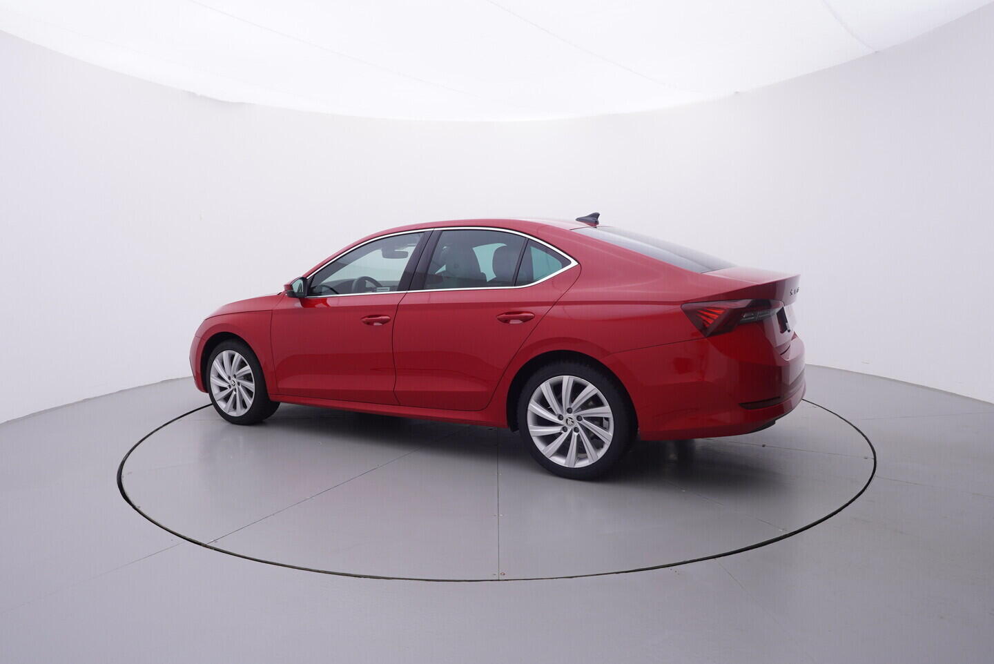 OV190V10835_12.webp_OCTAVIA Style 1.5 TSI 110 kW automat, DPH