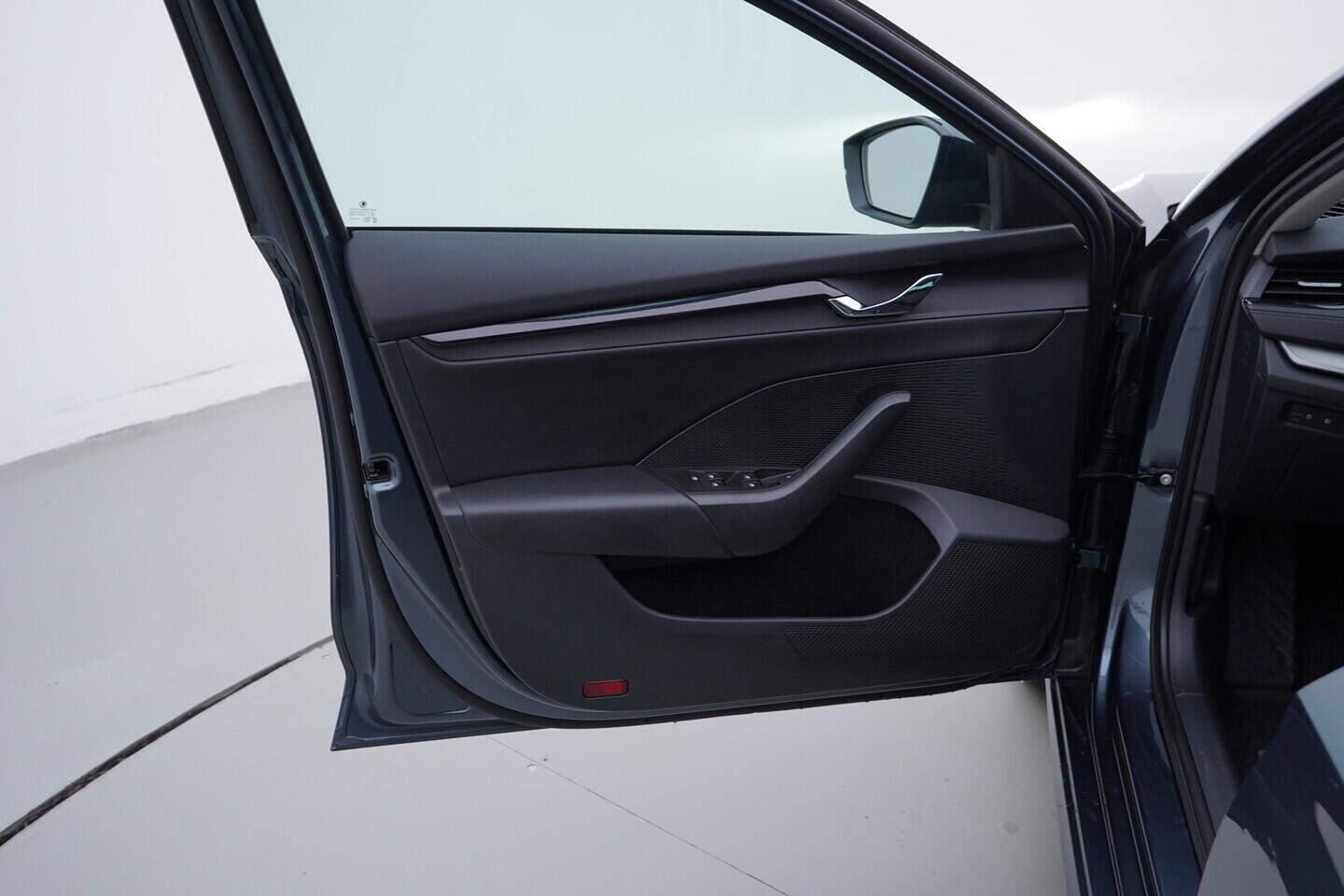 OV190V10838_19.webp_OCTAVIA Ambition Plus 2.0 TDI 85 kW automat, DPH