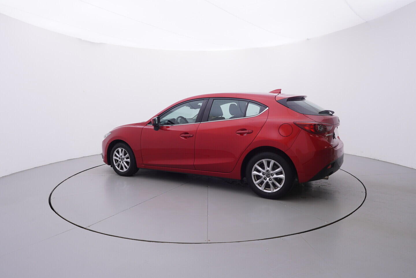 OV190V10843_12.webp_3  2.0  88 kW manuál, DPH