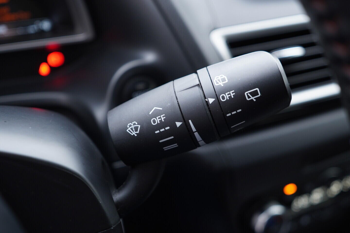 OV190V10843_24.webp_3  2.0  88 kW manuál, DPH