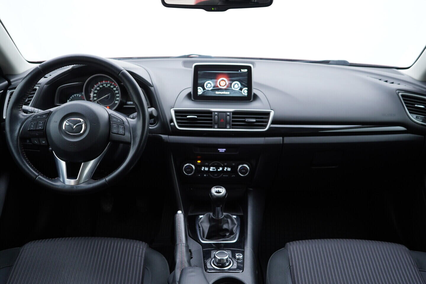 OV190V10843_25.webp_3  2.0  88 kW manuál, DPH