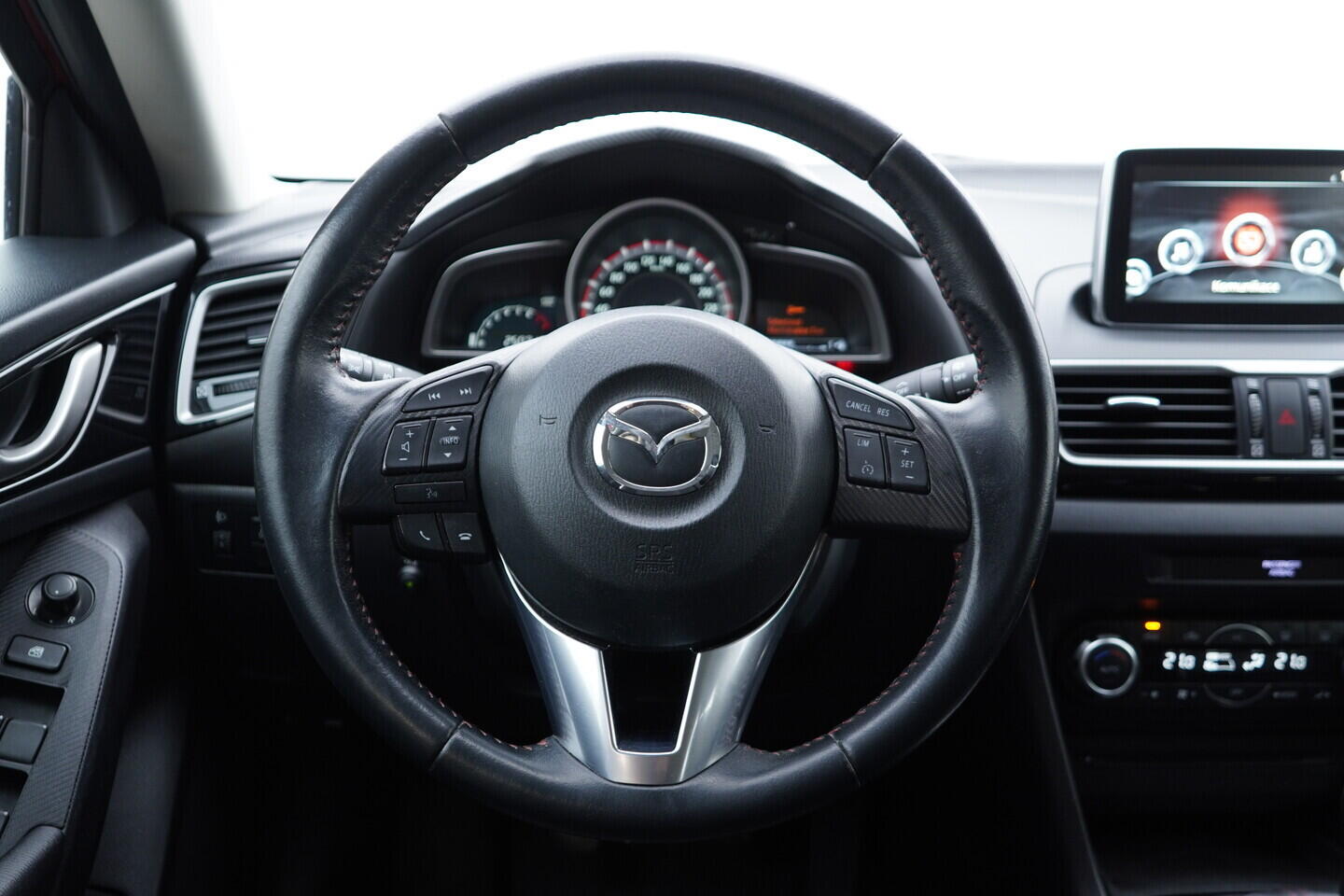 OV190V10843_26.webp_3  2.0  88 kW manuál, DPH