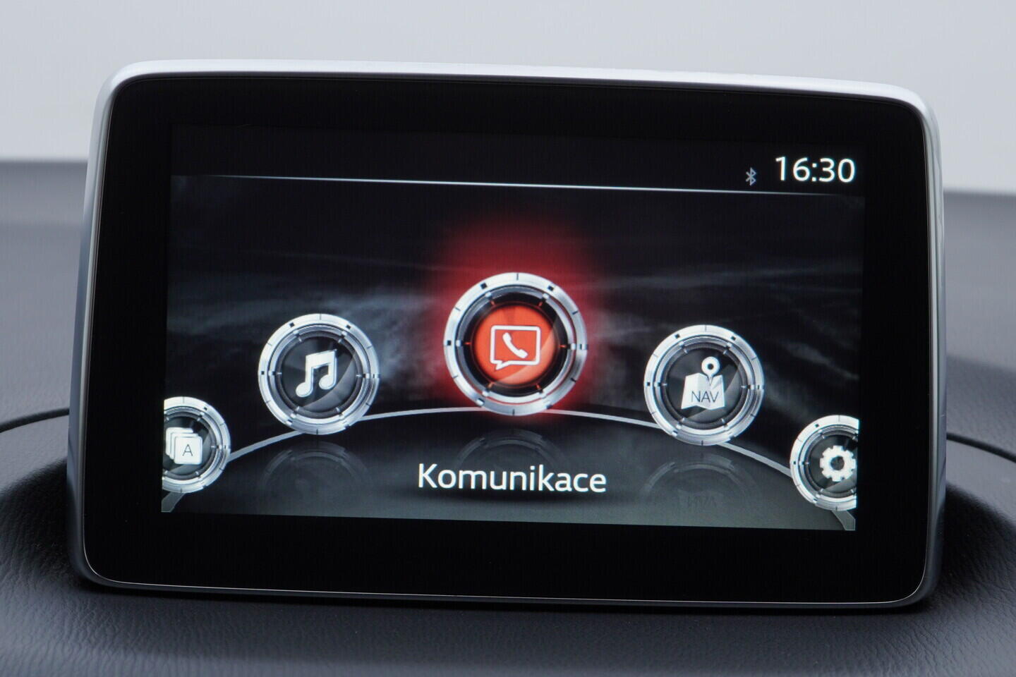 OV190V10843_27.webp_3  2.0  88 kW manuál, DPH