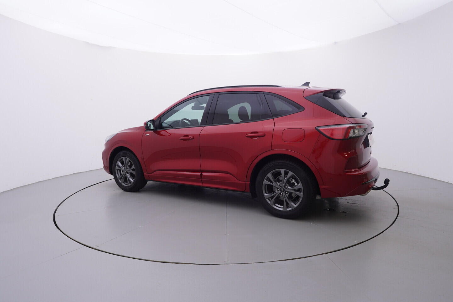 OV190V10844_12.webp_KUGA ST-Line 2.5  140 kW automat