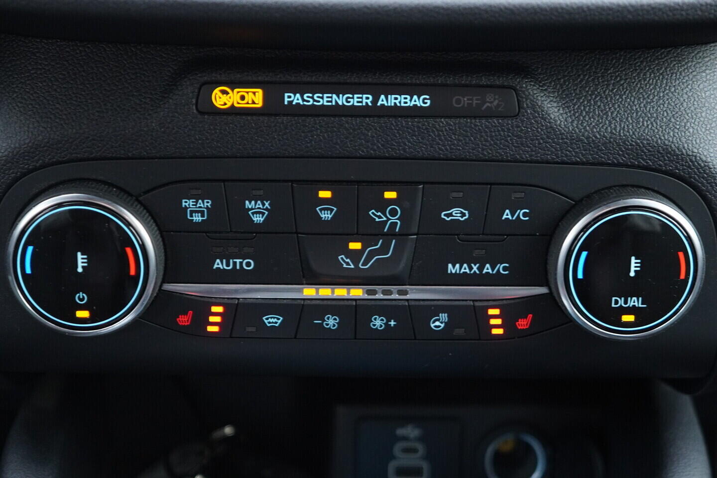 OV190V10844_32.webp_KUGA ST-Line 2.5  140 kW automat