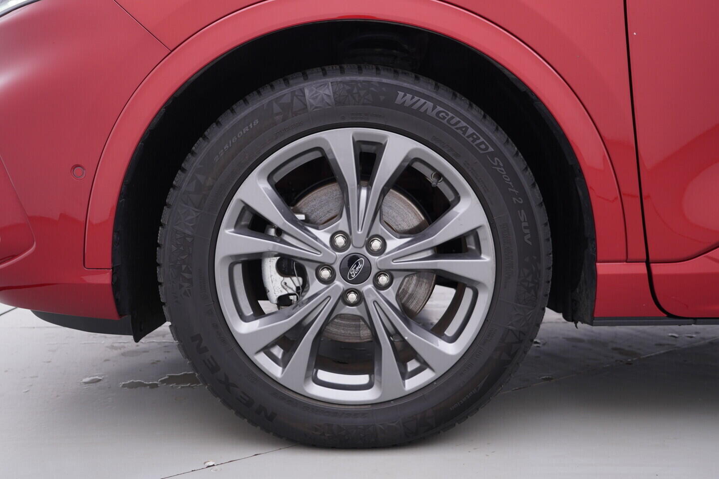 OV190V10844_42.webp_KUGA ST-Line 2.5  140 kW automat