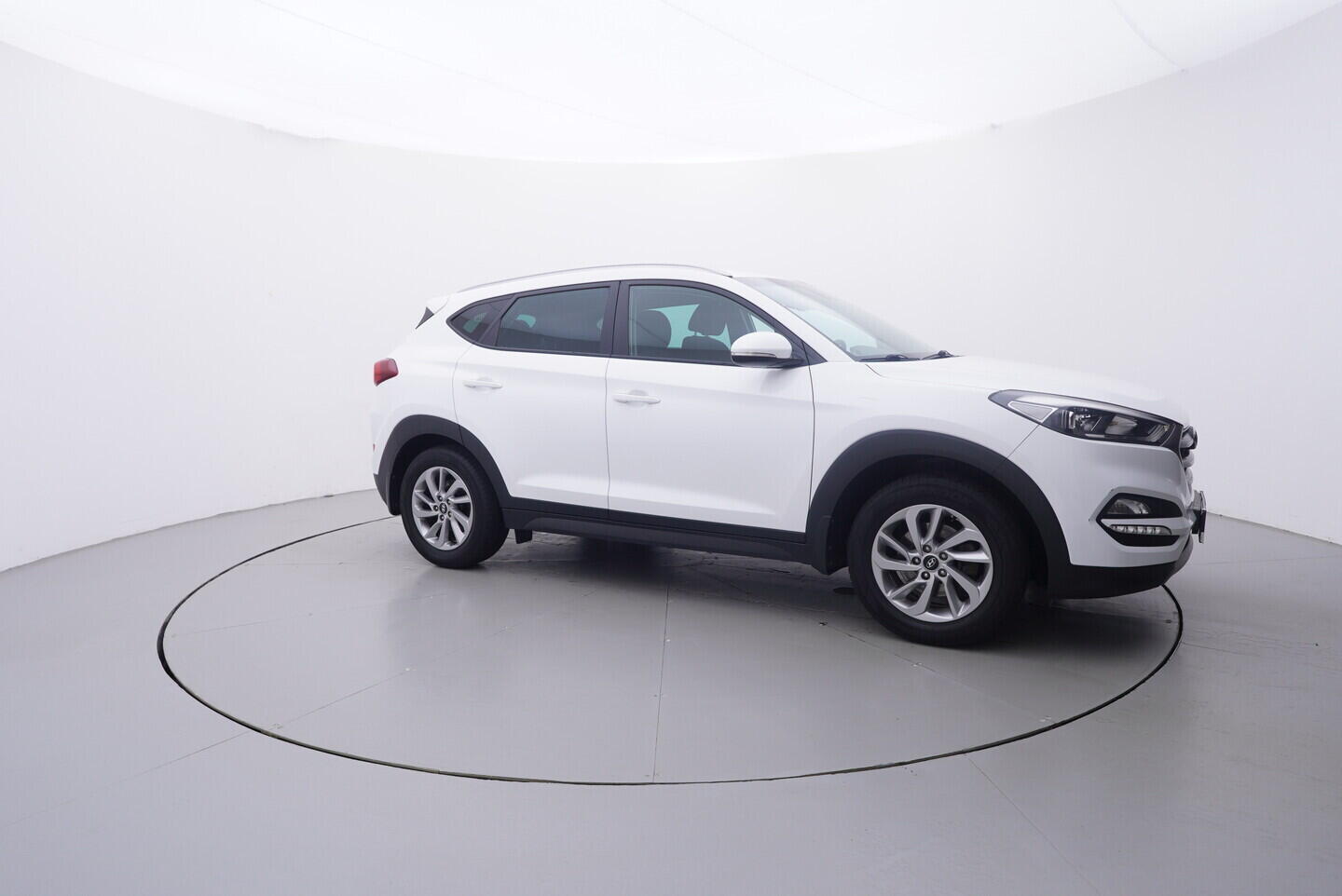 OV190V10846_16.webp_TUCSON Trikolor 1.6 TGDi 130 kW manuál