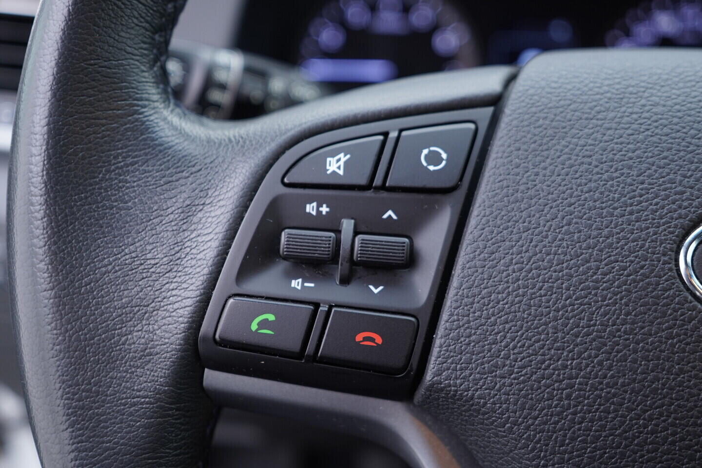 OV190V10846_25.webp_TUCSON Trikolor 1.6 TGDi 130 kW manuál