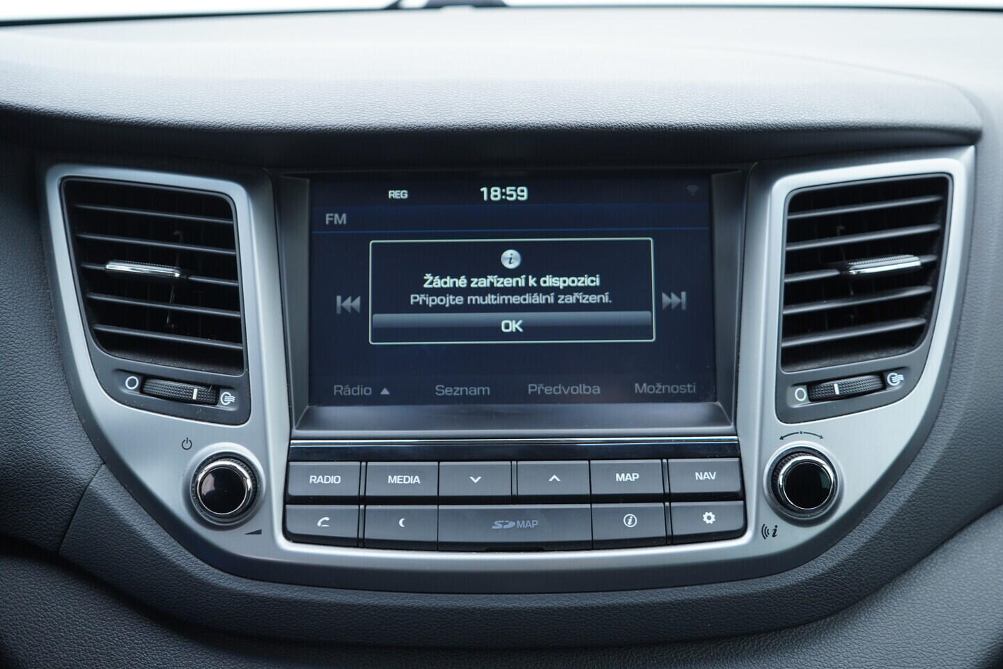 OV190V10846_31.webp_TUCSON Trikolor 1.6 TGDi 130 kW manuál