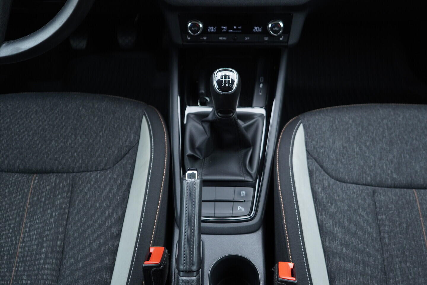 OV190V10849_34.webp_SCALA Style 1.6 TDI 85 kW manuál